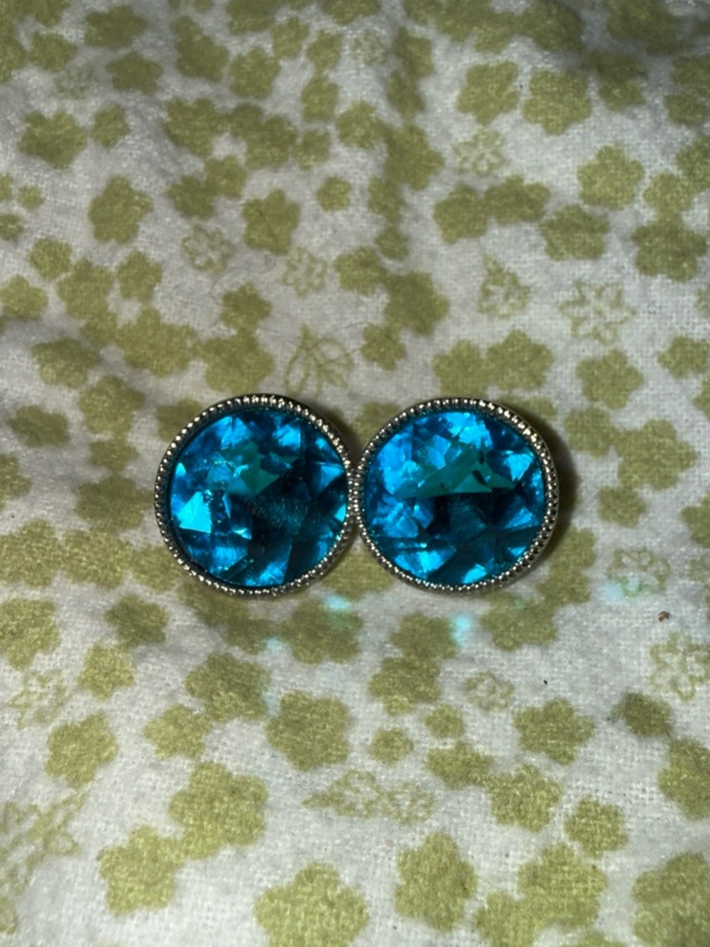 Blue Crystal Round Stud Earrings - Silver Bezel